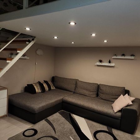 Apartment In Downtown Βουδαπέστη Εξωτερικό φωτογραφία